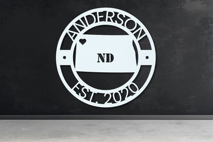 a black and white photo of a sign that says anderson east